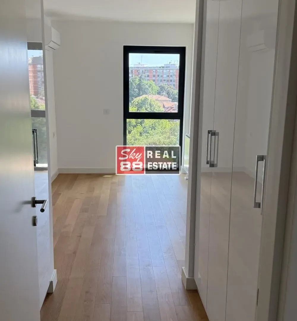Izdavanje, dvosoban stan, 55m², Lion, Zvezdara Sve Podlokacije