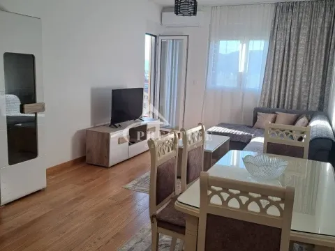 Izdavanje, jednosoban stan, 45m², City Kvart, Podgorica - image 5