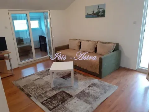 Rent, one bedroom apartment, 45m², Labudovo Brdo, Beograd - image 1