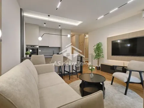 Stan in Novi Beograd Blok 65