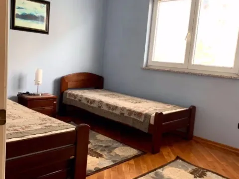 Rent, two bedroom apartment, 81m², Makedonsko naselje, Bar - image 8