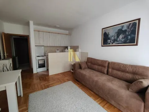 Rent, studio apartment, 26m², Rotkvarija, Novi Sad Sve Podlokacije