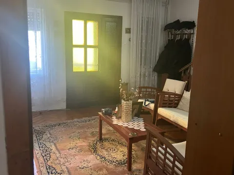 Prodaja, kuća, 180m², Golubinci, Stara Pazova - image 9