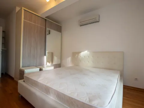 Sale, two bedroom apartment, 55m², Bečići, Budva - image 5