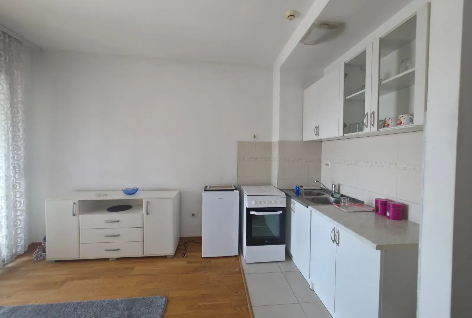 Izdavanje, garsonjera, 27m², City Kvart, Podgorica