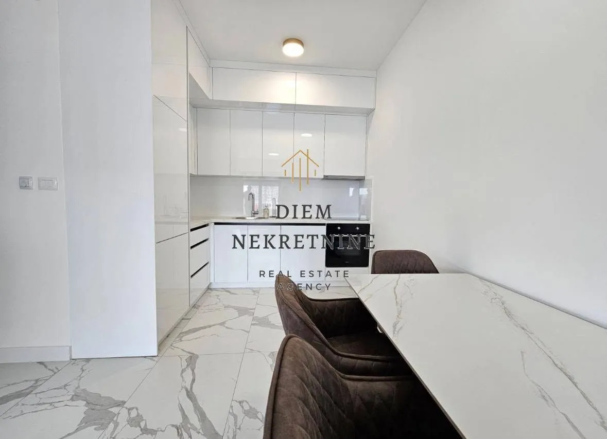 Rent, one bedroom apartment, 55m², Ilino, Bar