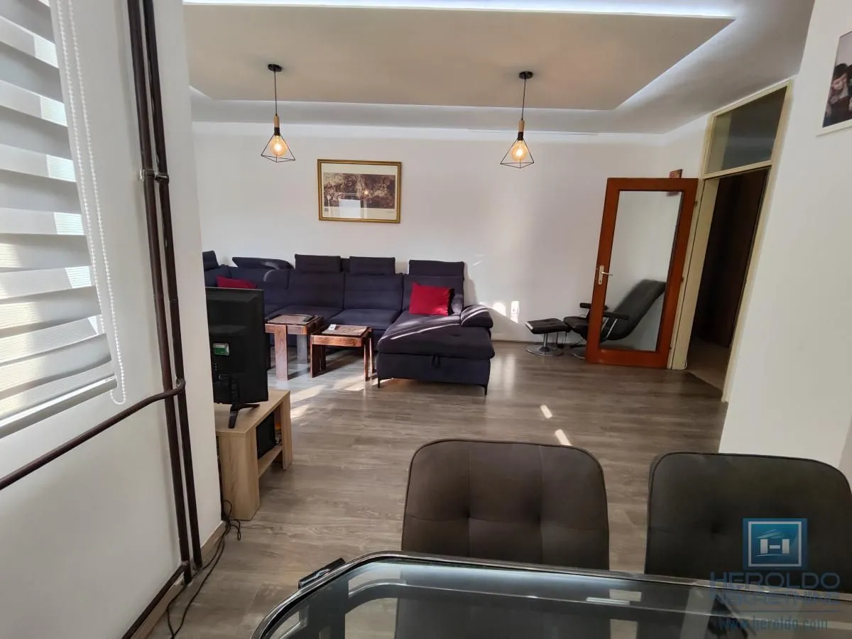 Prodaja, dvosoban stan, 67m², Sarina Medja, Jagodina