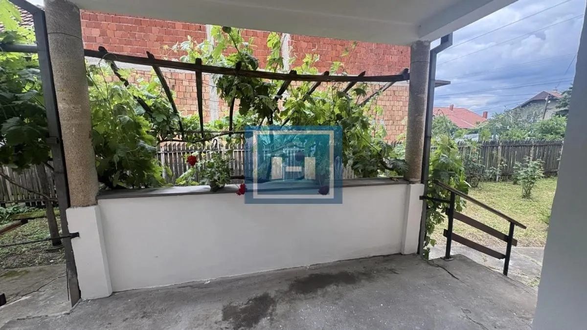 Prodaja, kuća, 157m², Ribarski put, Jagodina