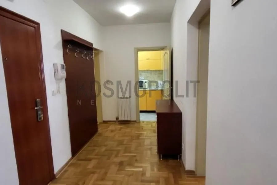 Sale, three bedroom apartment, 60m², Južni Bulevar, Vračar Sve Podlokacije