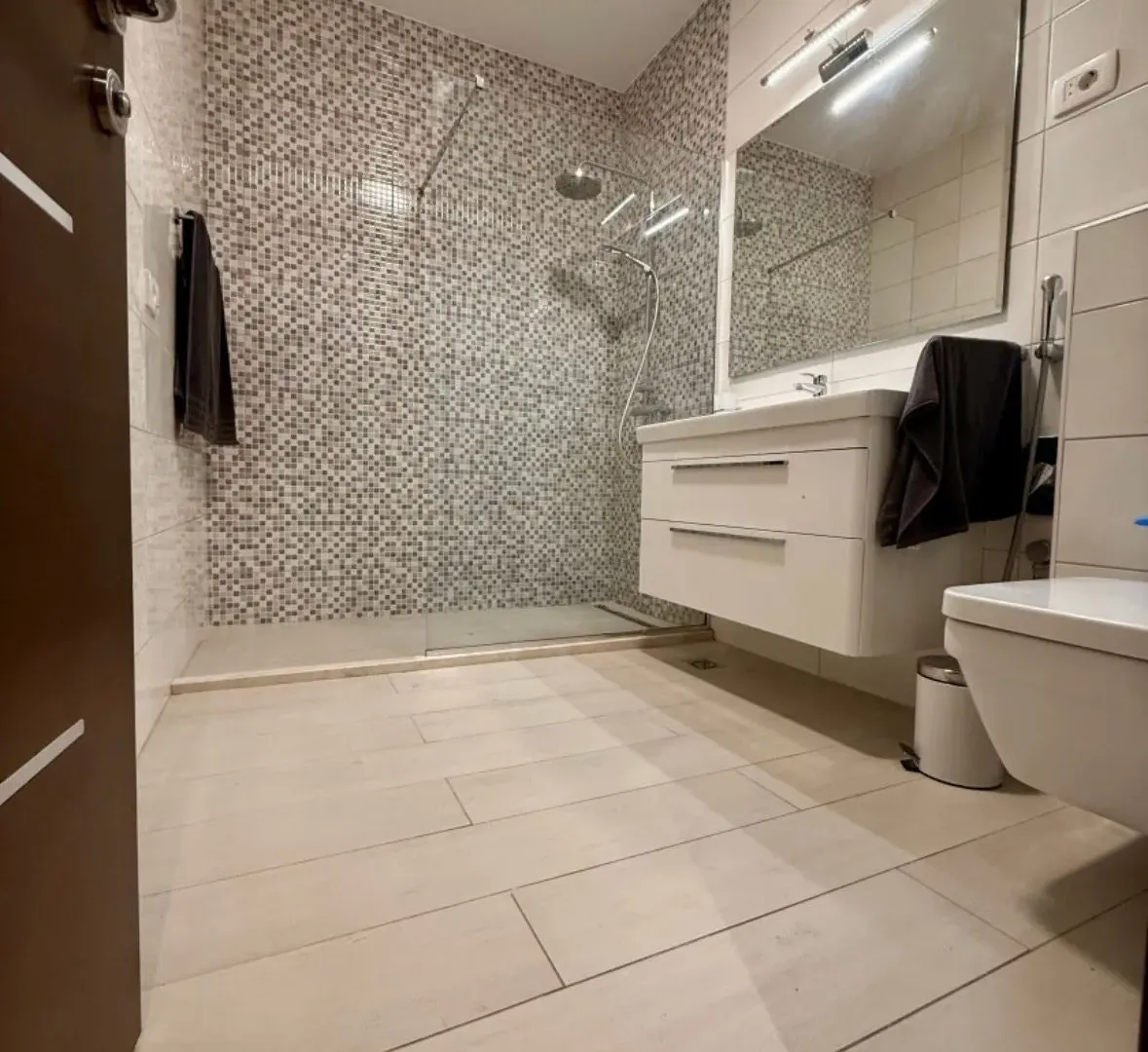 Rent, two bedroom apartment, 90m², Preko Morače, Podgorica