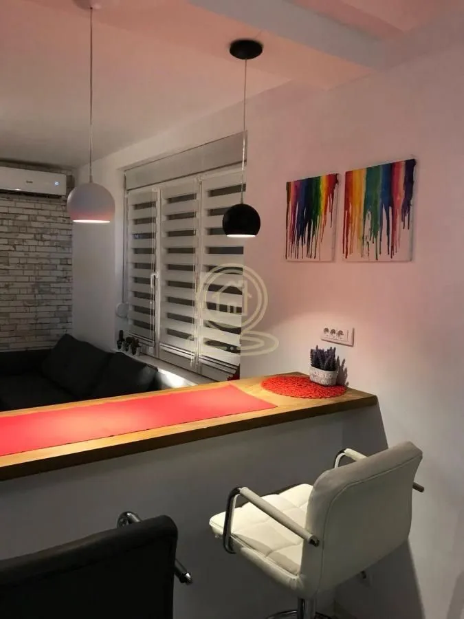 Rent, one bedroom apartment, 37m², Stari Grad, Beograd
