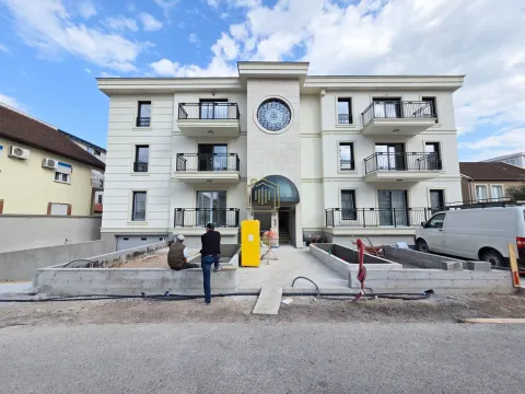 Three Bedroom Apartment for Sale, 107m2, Blok 9, Podgorica Three Bedroom Apartment for Sale, 107m2, Blok 9, Podgorica