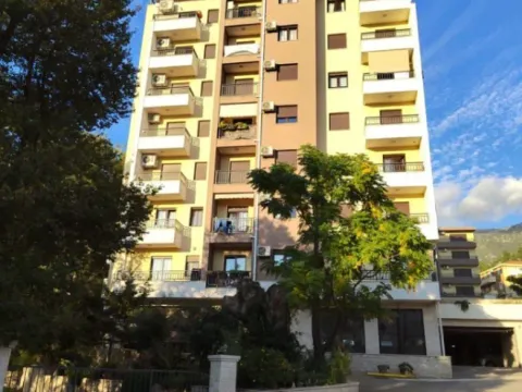 Sale, two bedroom apartment, 70m², Lazi, Budva - image 5