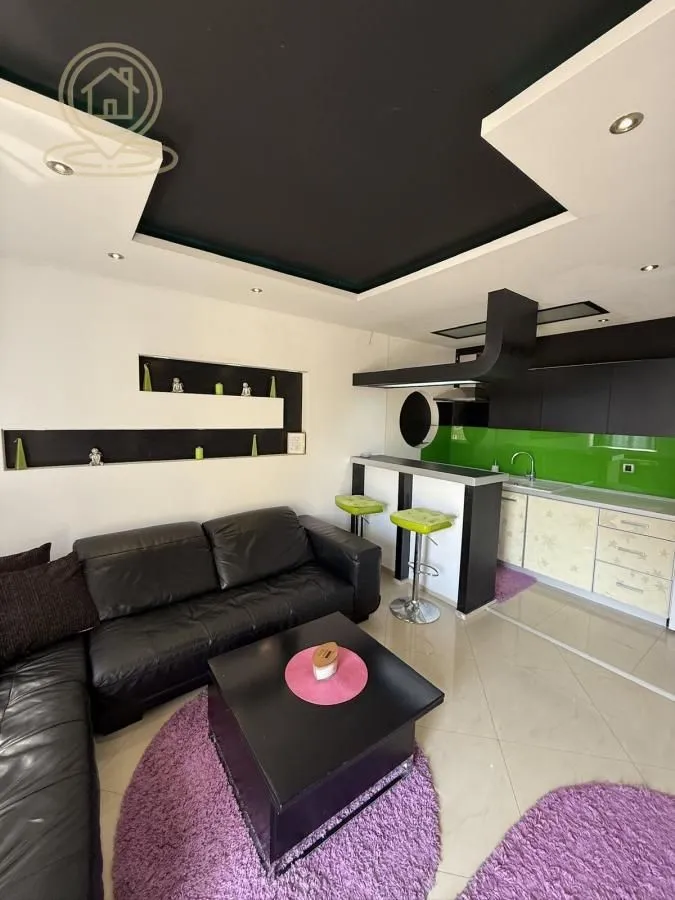 Izdavanje, dvosoban stan, 52m², Nova Detelinara, Novi Sad Sve Podlokacije