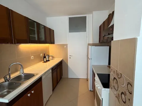 Rent, three bedroom apartment, 96m², Tuški Put, Podgorica - image 11