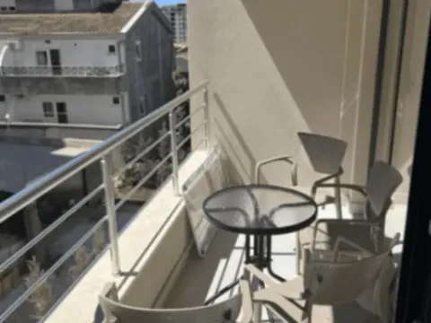 Rent, one bedroom apartment, 50m², Bečići, Budva - image 2