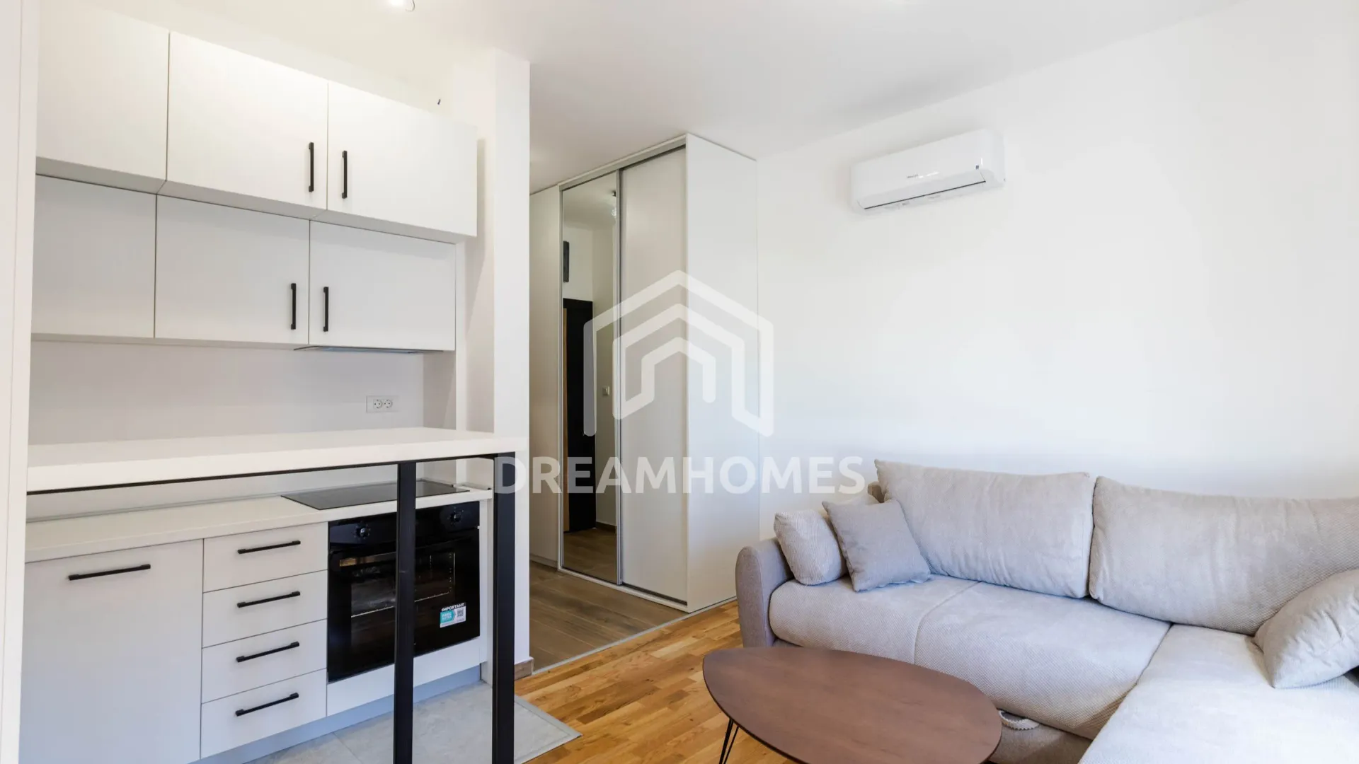 Rent, studio apartment, 21m², Tološi, Podgorica