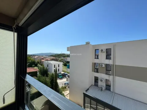 Prodaja, dvosoban stan, 76m², Tivat, Crna Gora - image 7