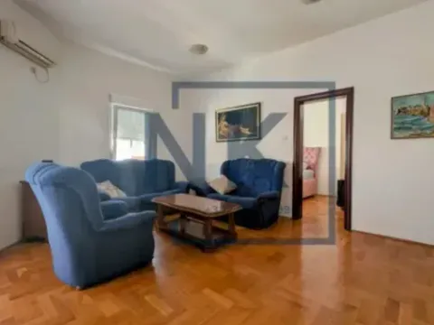 Izdavanje, dvosoban stan, 70m², 1 maj, Podgorica - image 3