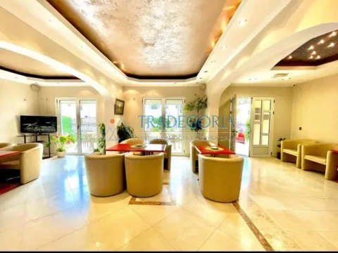 Prodaja, ugostiteljski objekat, 2300m², Budva, Crna Gora - image 9