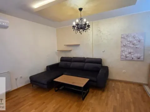 Prodaja, četvorosoban stan, 81m², Bulevar Evrope, Novi Sad Sve Podlokacije - image 2