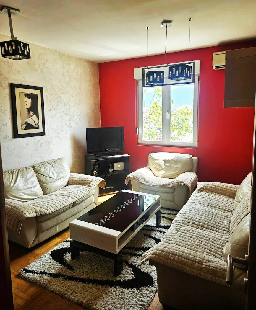 Rent, one bedroom apartment, 37m², Stari Aerodrom, Podgorica