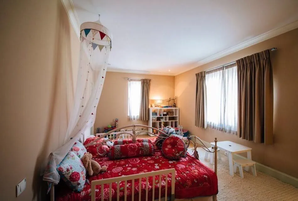 Prodaja, trosoban stan, 312m², Tivat, Crna Gora