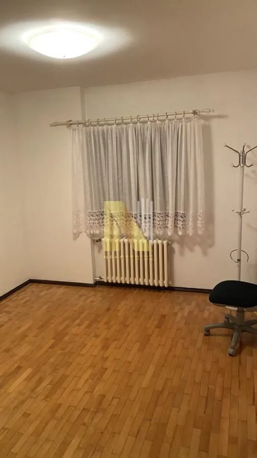 Prodaja, kuća, 256m², Banatić, Novi Sad Sve Podlokacije