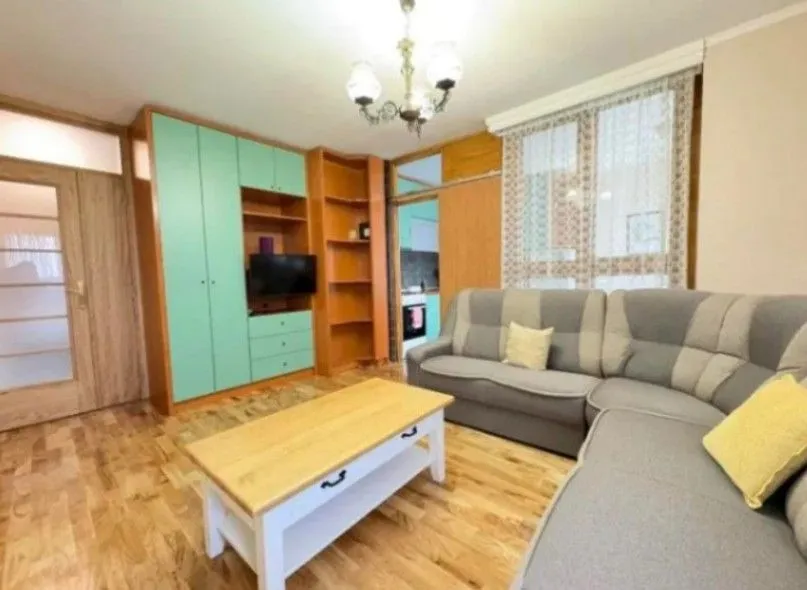 Rent, one bedroom apartment, 55m², Blok 5, Podgorica
