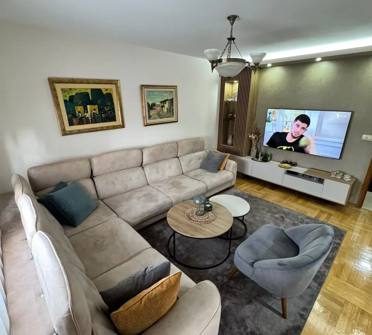 Prodaja, trosoban stan, 87m², Stari Aerodrom, Podgorica