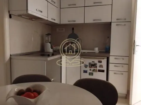 Rent, three bedroom apartment, 70m², Vračar Sve Podlokacije, Beograd - image 5