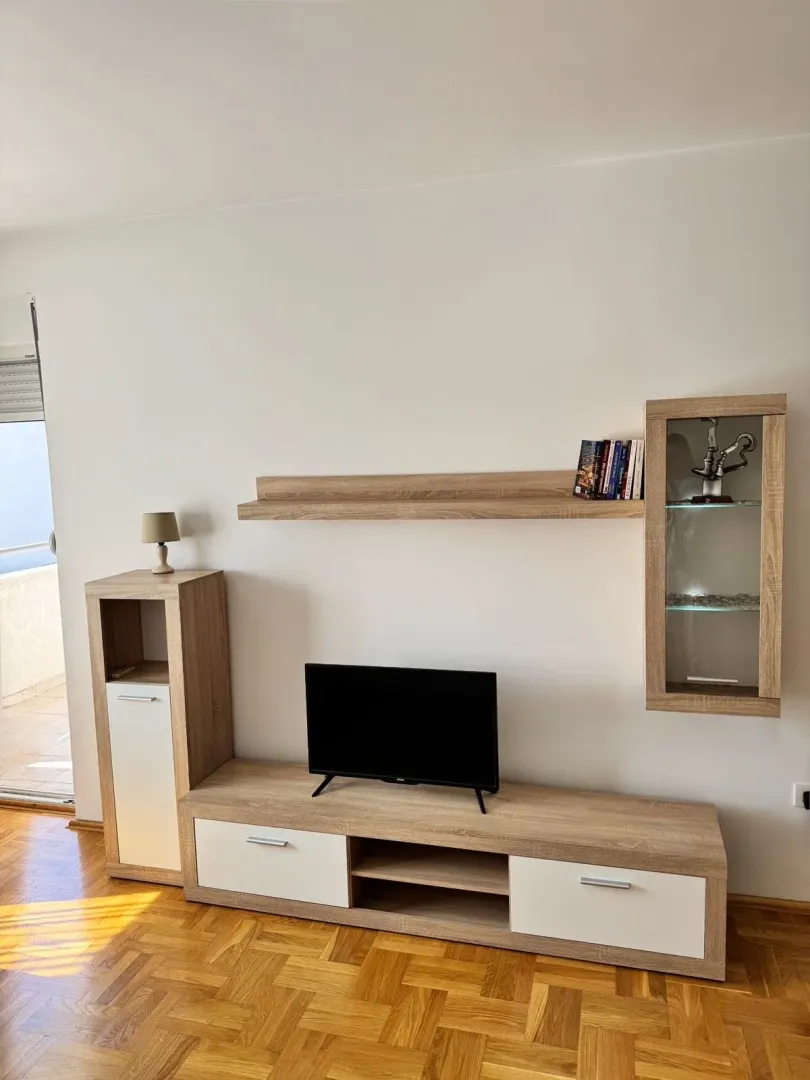 Prodaja, dvosoban stan, 74m², Donja Gorica, Podgorica