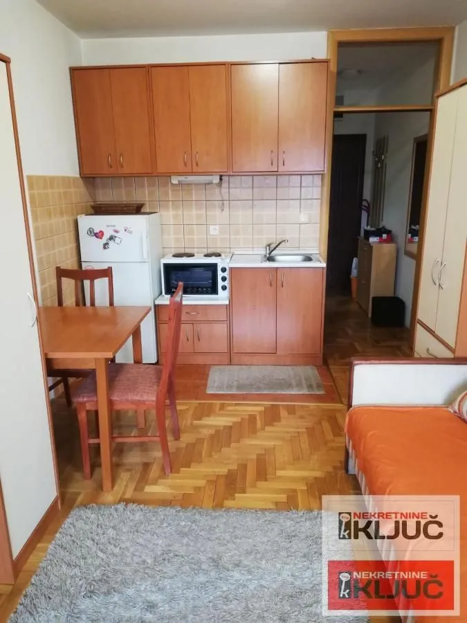 Rent, studio apartment, 26m², Salajka, Novi Sad Sve Podlokacije