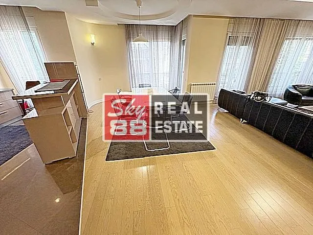 Rent, four bedroom apartment, 188m², Vračar Hram, Vračar Sve Podlokacije