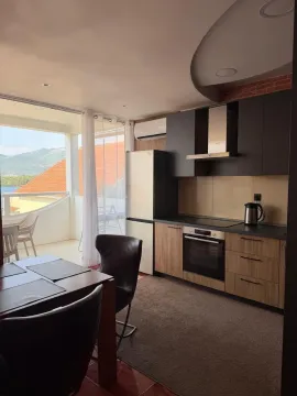 Rent, two bedroom apartment, 85m², Bogišići, Tivat - image 8