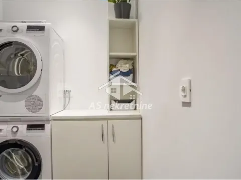 Rent, apartment, 188m², Kalenić Pijaca, Vračar Sve Podlokacije - image 37