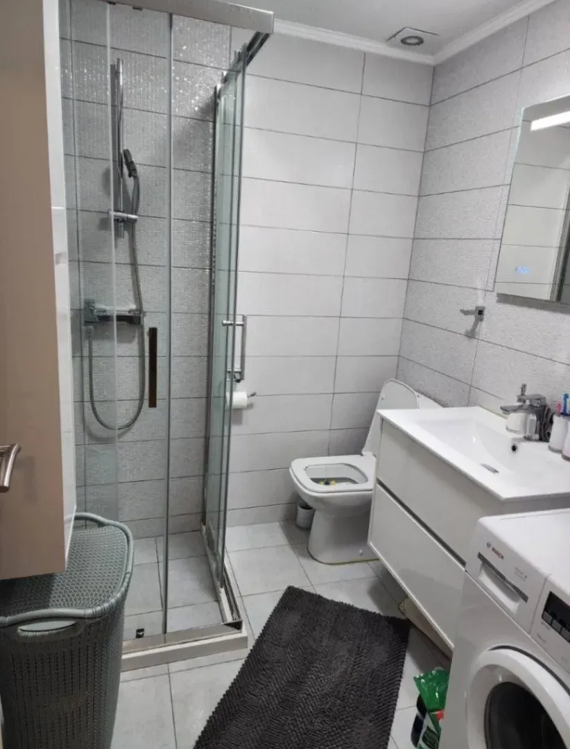 Prodaja, trosoban stan, 120m², Pržice, Kotor