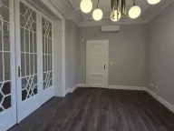 Izdavanje, poslovni prostor, 293m², Savski Venac, Beograd - image 4