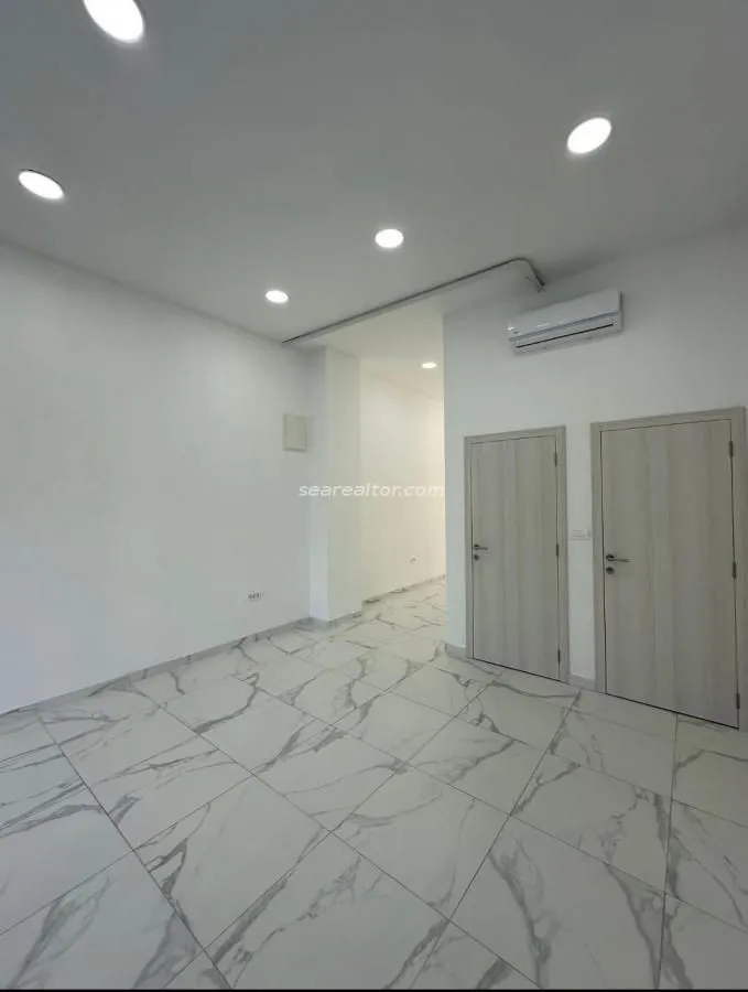 Rent, office space, 50m², Seljanovo, Tivat