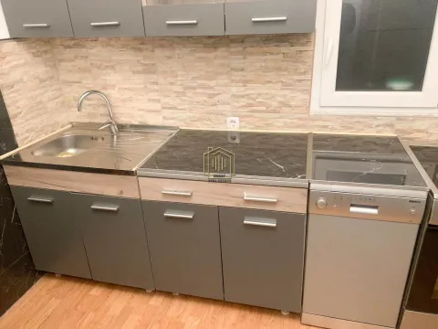 Izdavanje, dvosoban stan, 95m², Tološi, Podgorica - image 8