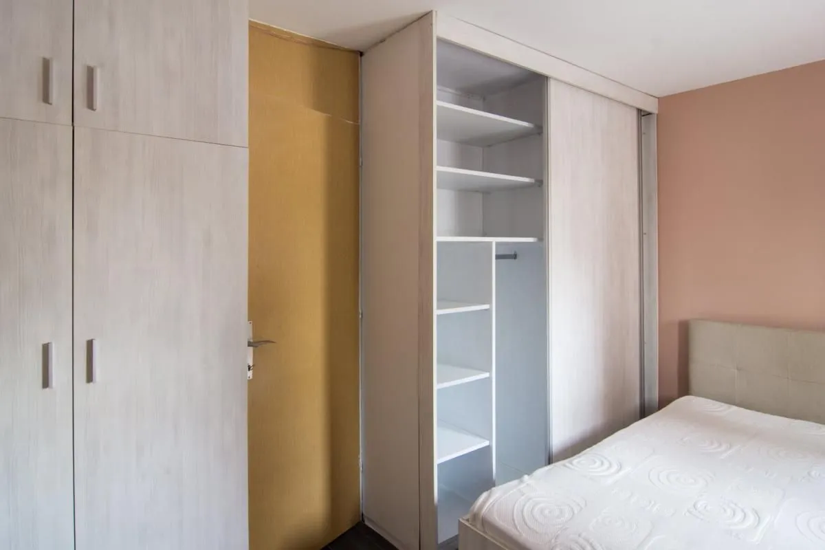 Izdavanje, dvosoban stan, 47m², Centar, Niš