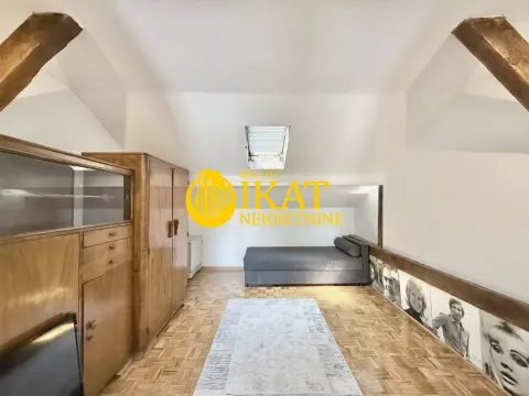 Prodaja, stan, 127m², Slavija, Vračar Sve Podlokacije - image 1