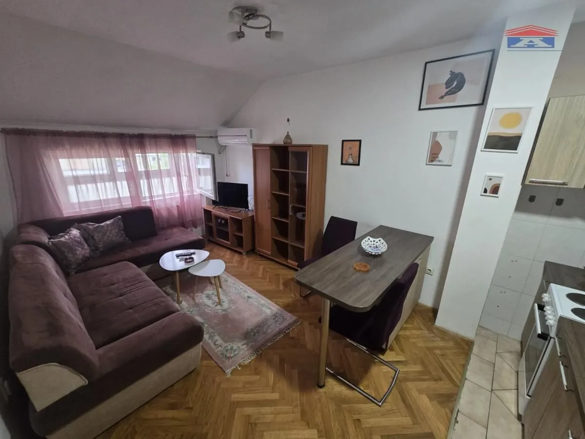 Rent, one bedroom apartment, 45m², Grbavica, Novi Sad Sve Podlokacije