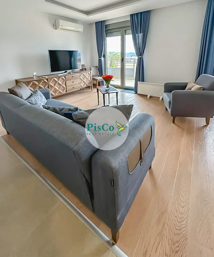 Prodaja, dvosoban stan, 117m², Tivat, Crna Gora