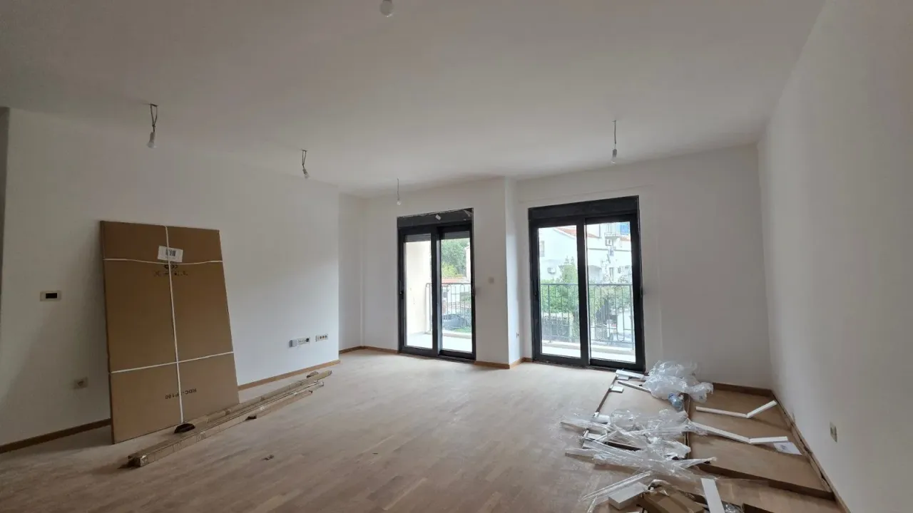 Prodaja, trosoban stan, 114m², Budva, Crna Gora