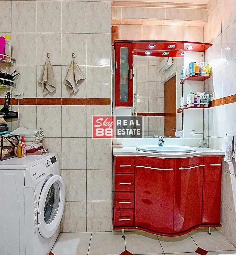 Sale, four bedroom apartment, 104m², Stari Grad, Beograd