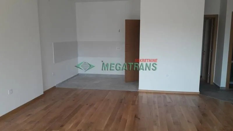 Rent, four bedroom apartment, 110m², Novi Sad Sve Podlokacije, Novi Sad