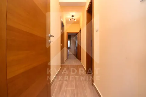Prodaja, trosoban stan, 87m², Tuški Put, Podgorica - image 14