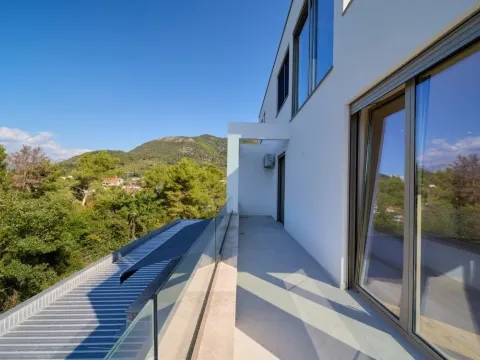 Prodaja, dvosoban stan, 111m², Gradiošnica, Tivat - image 10