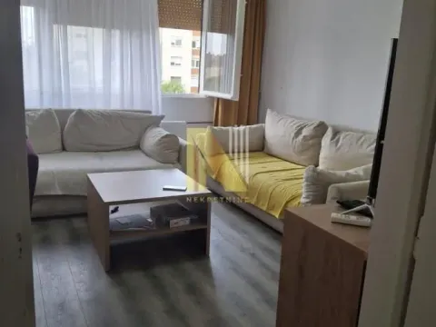 Prodaja, trosoban stan, 77m², Radijalac, Subotica